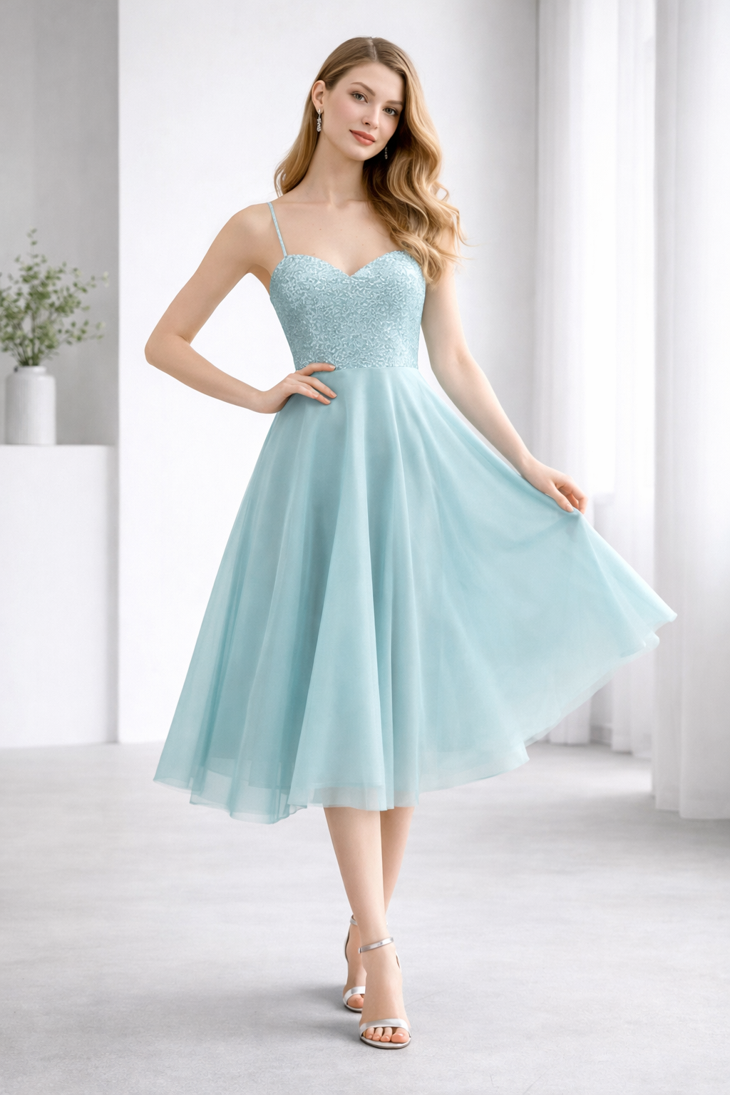 Sequin and Mesh Spliced Cami Dress with Sweetheart Neckline